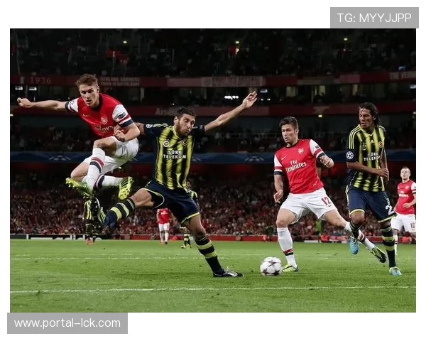 纽卡斯尔主场3-0完胜穆里尼奥执教本菲卡 送对手欧冠三连败